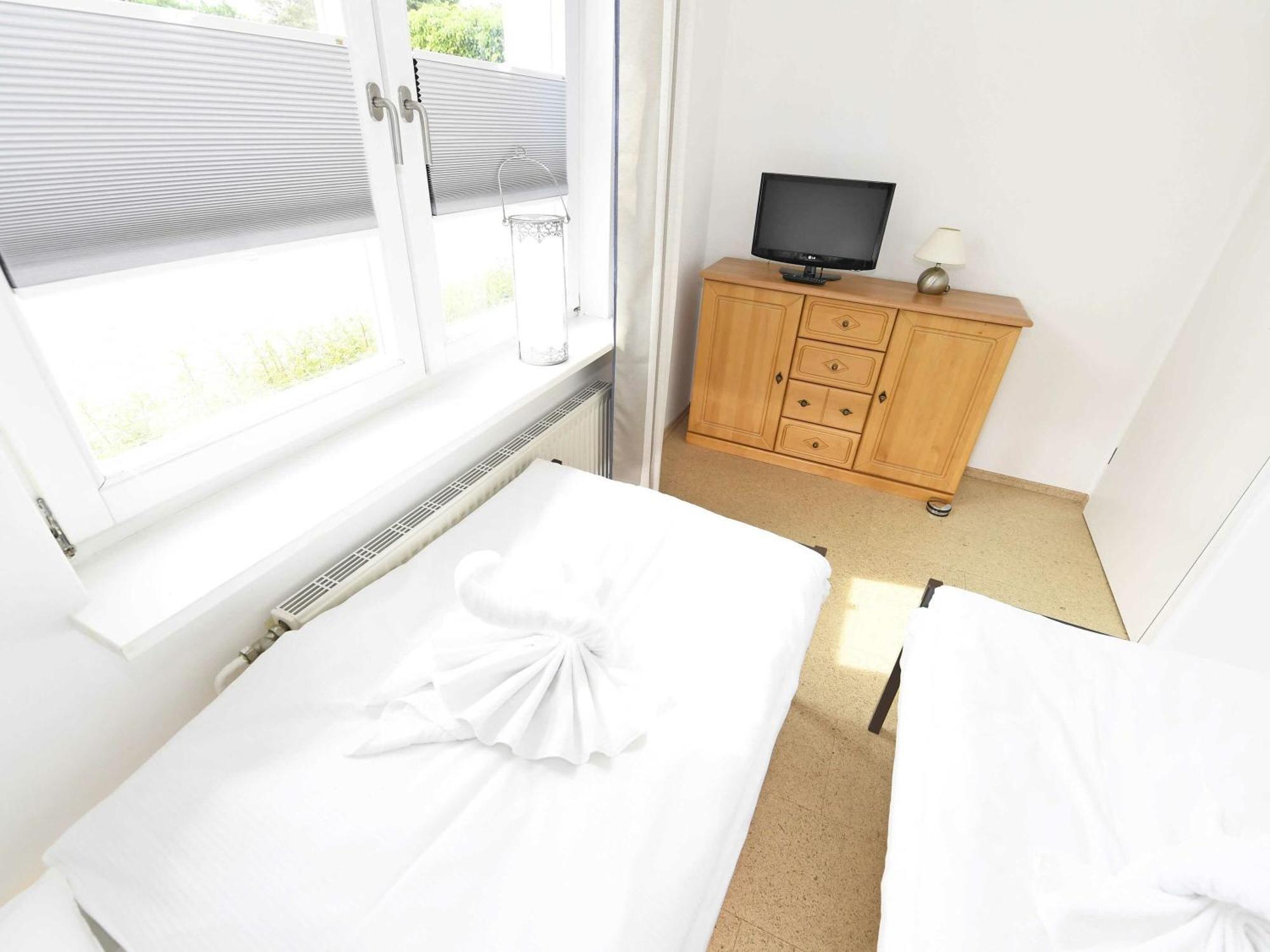 Haus "Concordia" In Binz - Wg 02 "Seedorf" Mit Terrasse, Strandnah Kültér fotó